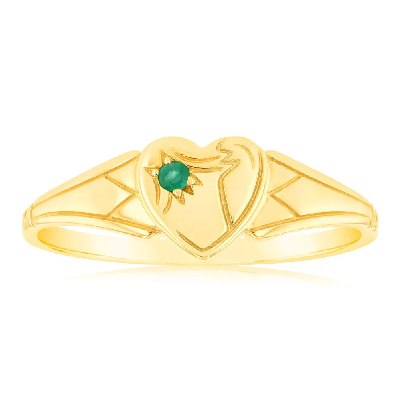 Dusk gothic rings-Natural Emerald Heart Signet Ring in 9ct Yellow Gold