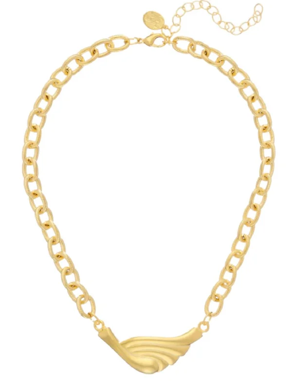 Swirl pattern necklaces-Countess Necklace In Gold