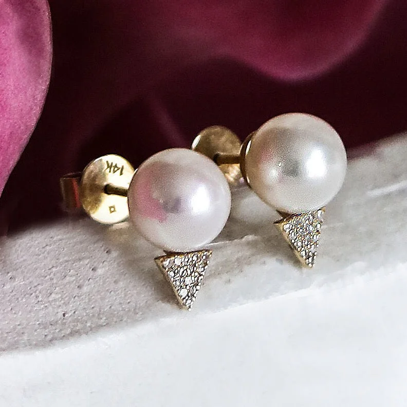 Thick hoop earrings-BARRIE PEARL STUD EARRINGS