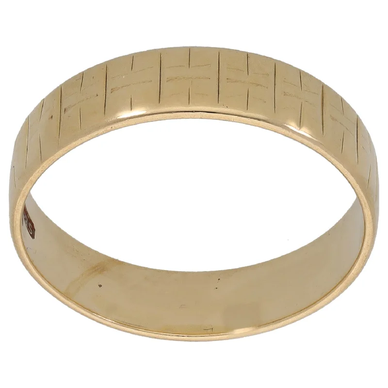 Wide cocktail rings-9ct Gold Patterned Wedding Ring Size P