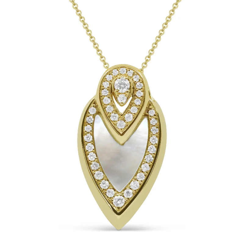 Clear bead necklaces-Ct Of Pearl 16"pendant Necklace In 14K Yellow Gold