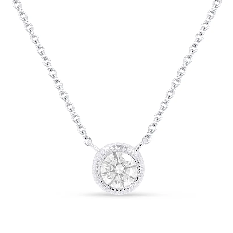 Spinel necklaces-0.20Ct Diamond Necklace In 14K White Gold