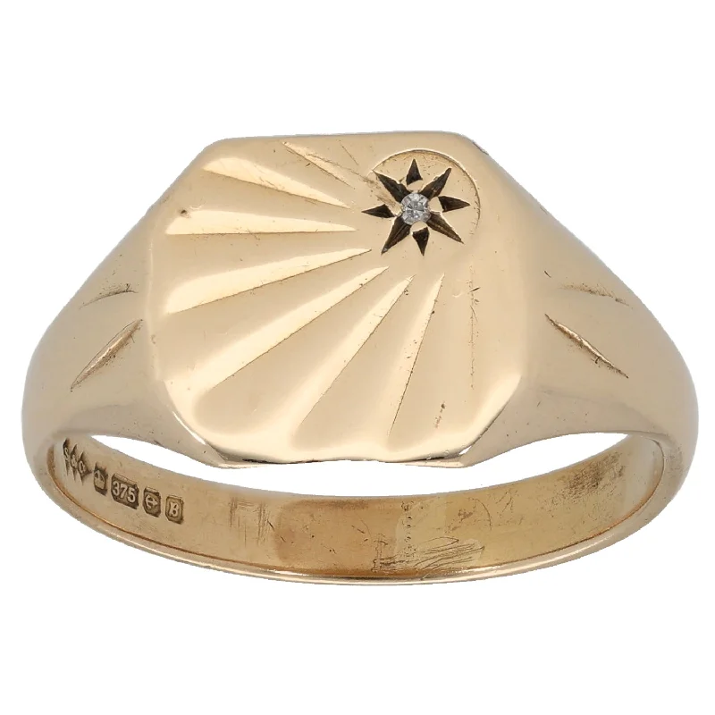 Fold band rings-9ct Gold 0.005ct Diamond Patterned Signet Ring Size P