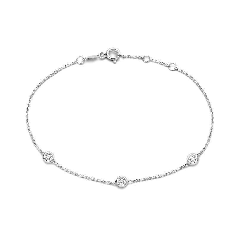 Bloom carved bracelets-De la Paix Alfie 14 karat white gold bracelet with diamond 0.12 carat