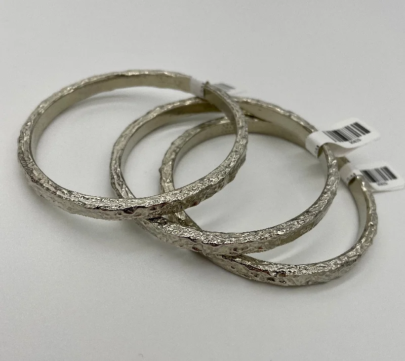 Strong clasp bangles-CHRISTINA BRACELET S/M