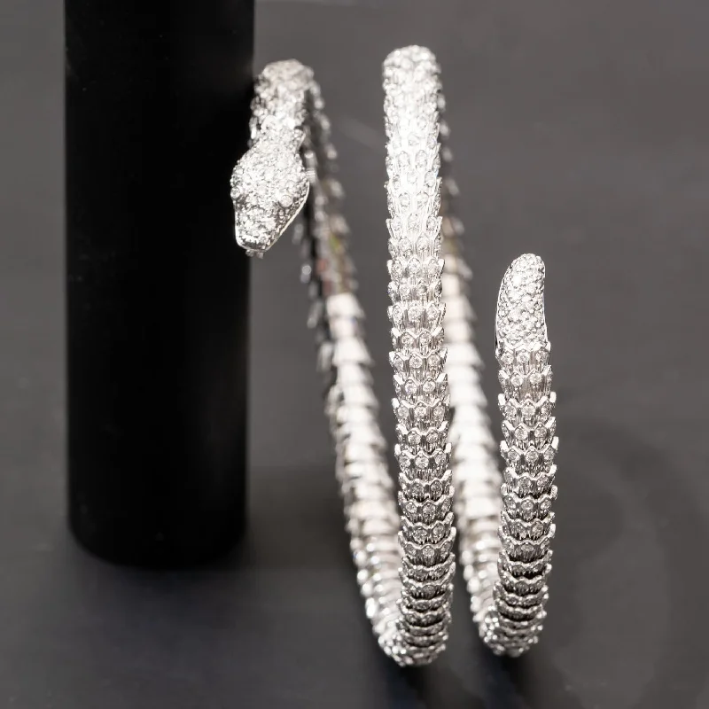 Flat link bracelets-Serpenti bracelet with 5.65 carat natural diamonds, 18K white gold 56 gram